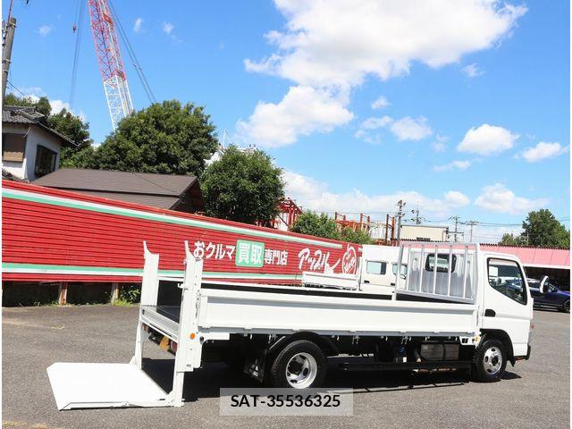 Mitsubishi CANTER 2017-08 8365040-12