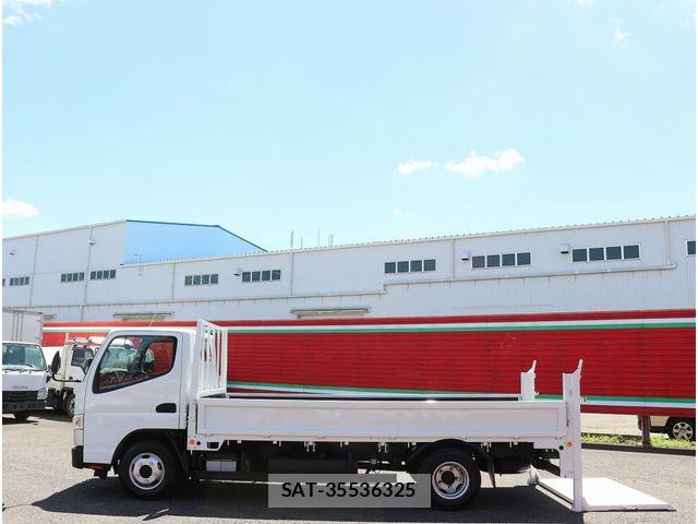 Mitsubishi CANTER 2017-08 8365040-16