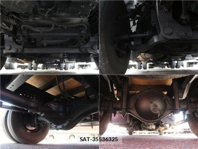 Mitsubishi CANTER 2017-08 8365040-19