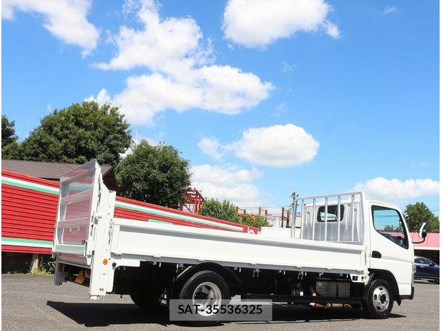 Mitsubishi CANTER 2017-08 8365040-2