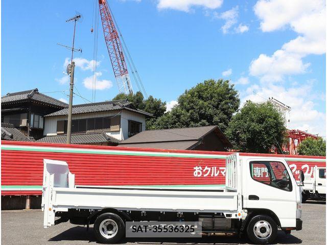 Mitsubishi CANTER 2017-08 8365040-5