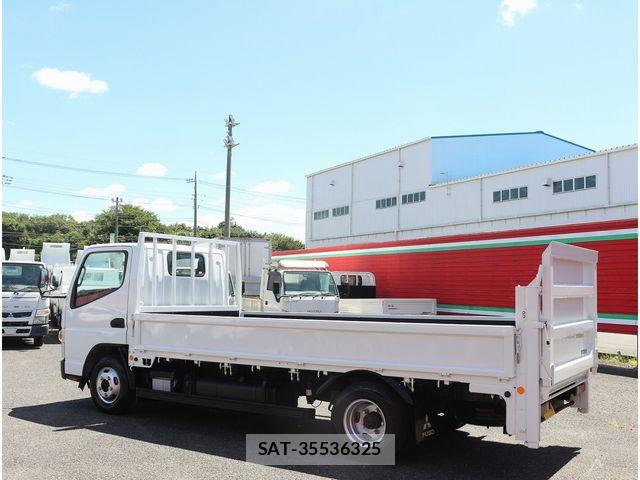 Mitsubishi CANTER 2017-08 8365040-7