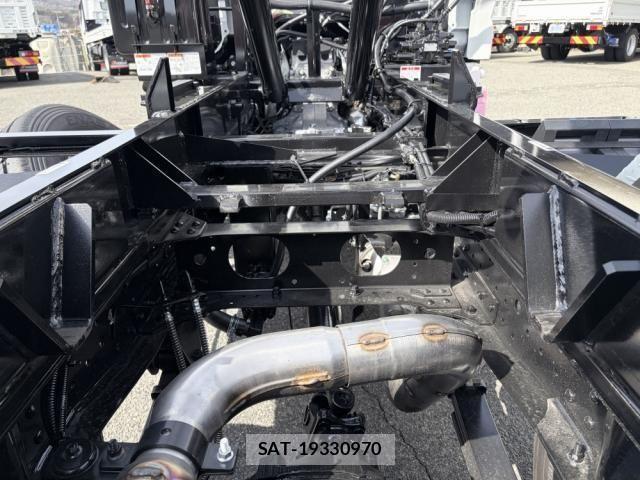 Mitsubishi CANTER 2026-02 8365035-21