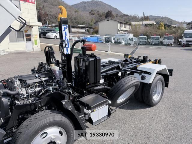 Mitsubishi CANTER 2026-02 8365035-27