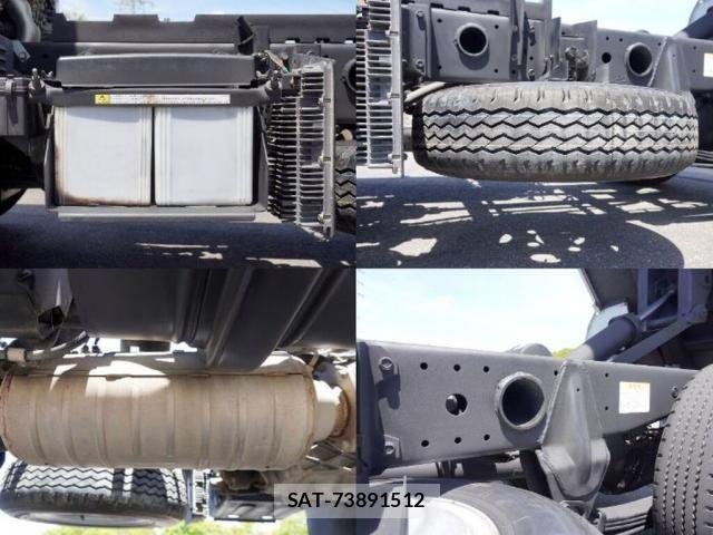 Mitsubishi CANTER 2017-06 8365041-20
