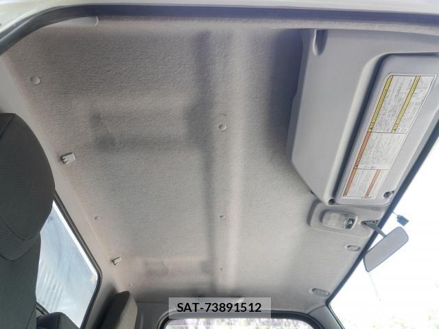 Mitsubishi CANTER 2017-06 8365041-26