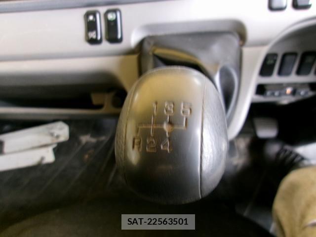 Mitsubishi CANTER 2023-08 8365038-19