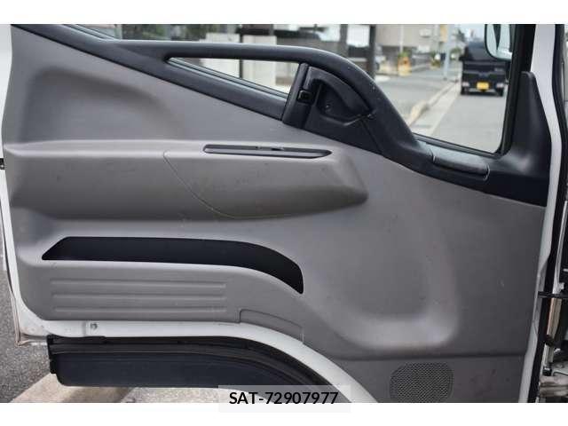 Mitsubishi CANTER 2016-12 8365044-9