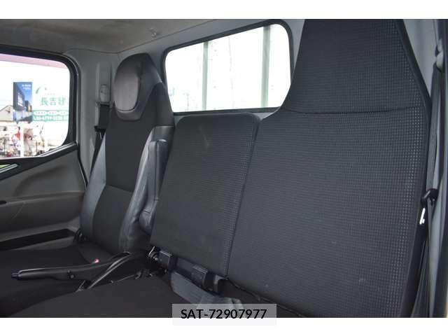 Mitsubishi CANTER 2016-12 8365044-12