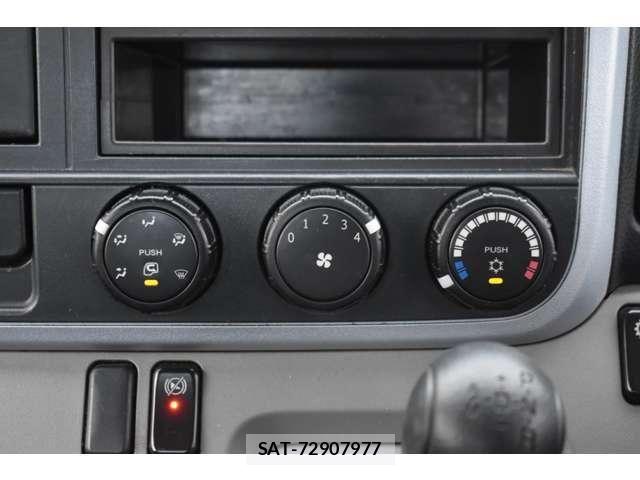 Mitsubishi CANTER 2016-12 8365044-22