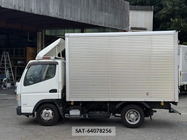 Mitsubishi CANTER 2018-01 8365045-4