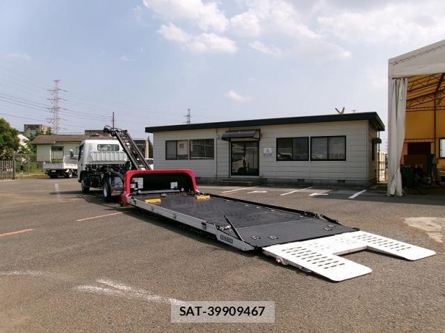 Mitsubishi CANTER 2024-09 8365027-10