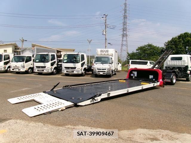 Mitsubishi CANTER 2024-09 8365027-11