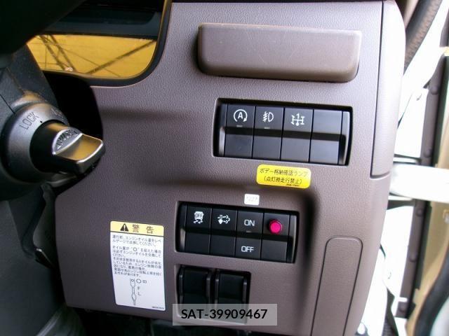 Mitsubishi CANTER 2024-09 8365027-25