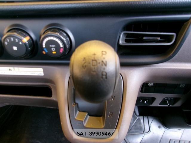 Mitsubishi CANTER 2024-09 8365027-26