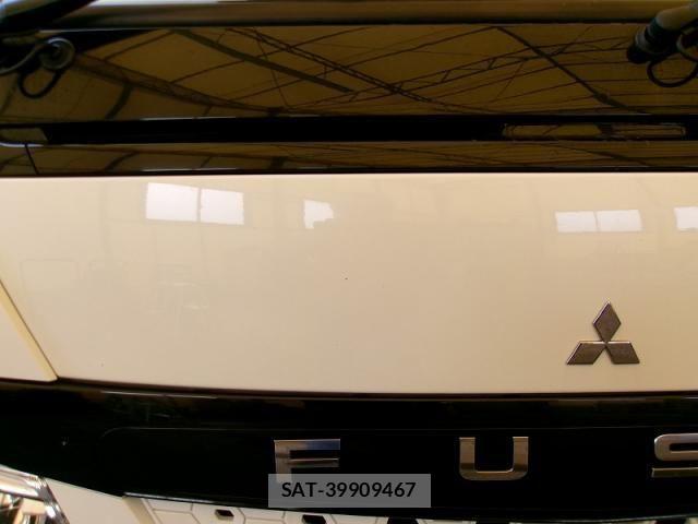 Mitsubishi CANTER 2024-09 8365027-29
