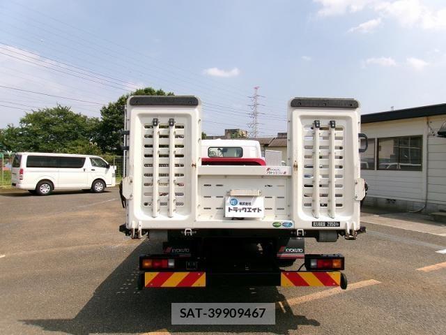 Mitsubishi CANTER 2024-09 8365027-8