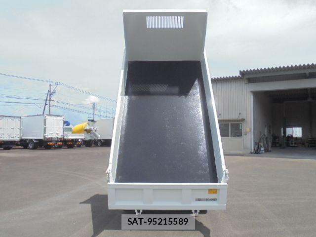 Mitsubishi CANTER 2015-11 8365042-24