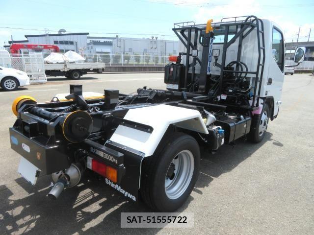 Mitsubishi CANTER 2026-06 8365033-5