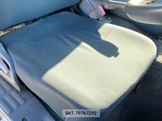 Mitsubishi CANTER 2014-01 8365047-16