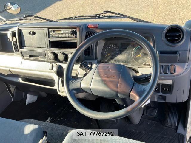 Mitsubishi CANTER 2014-01 8365047-18