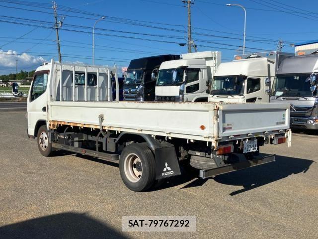 Mitsubishi CANTER 2014-01 8365047-3