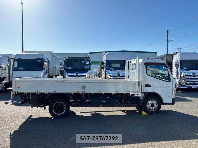 Mitsubishi CANTER 2014-01 8365047-5