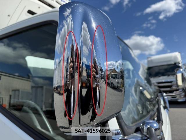 Mitsubishi CANTER 2017-08 8411528-8