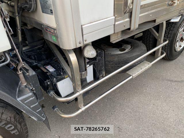 Mitsubishi CANTER 2011-09 8411542-11