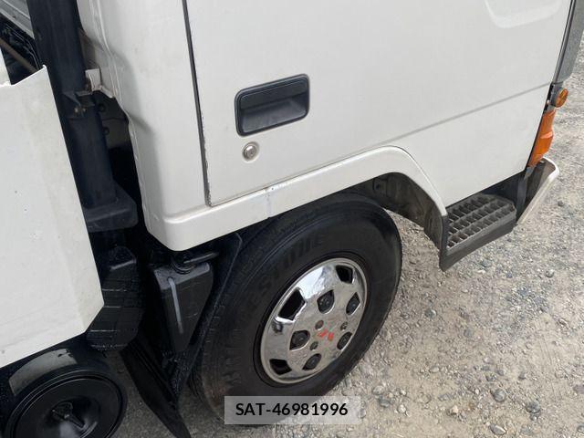 Mitsubishi CANTER 1993-09 8411533-18