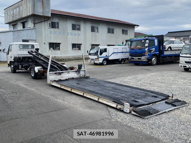 Mitsubishi CANTER 1993-09 8411533-4