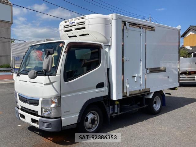 Mitsubishi CANTER 2018-06 8411531-0