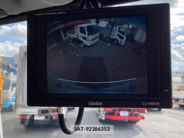 Mitsubishi CANTER 2018-06 8411531-19