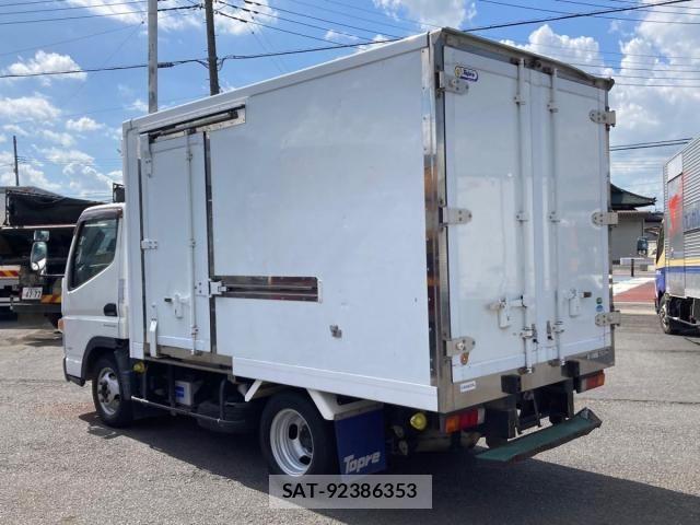 Mitsubishi CANTER 2018-06 8411531-3