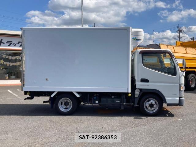Mitsubishi CANTER 2018-06 8411531-5