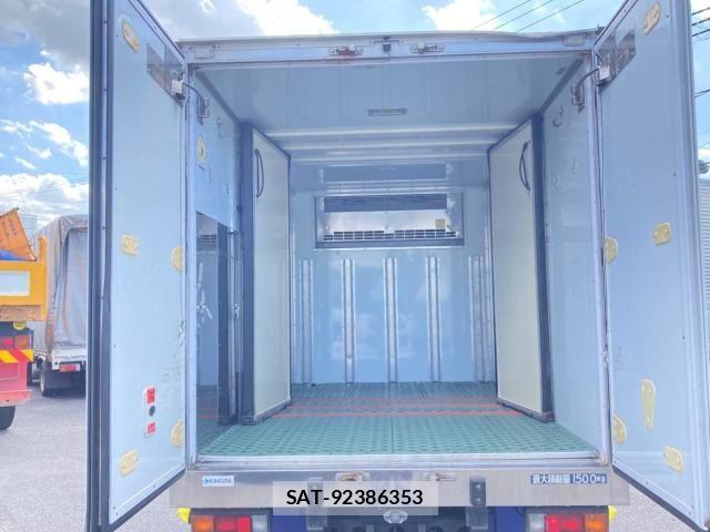 Mitsubishi CANTER 2018-06 8411531-7