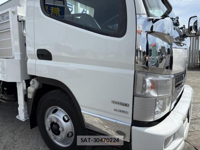 Mitsubishi CANTER 2012-03 8411529-19