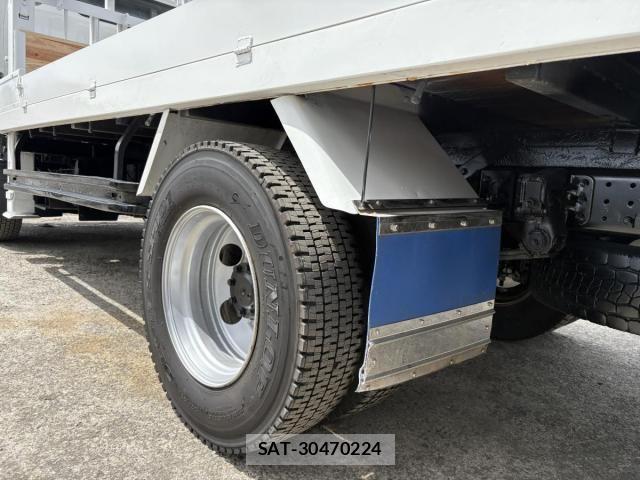 Mitsubishi CANTER 2012-03 8411529-25