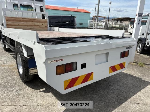 Mitsubishi CANTER 2012-03 8411529-26