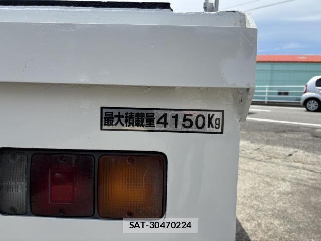 Mitsubishi CANTER 2012-03 8411529-27