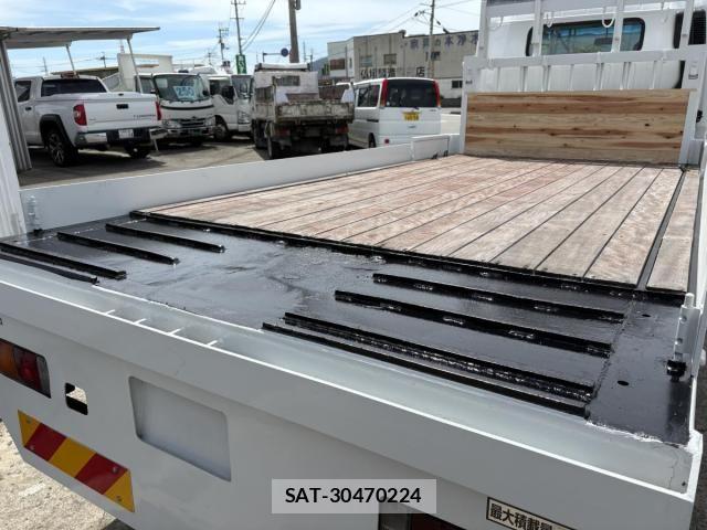 Mitsubishi CANTER 2012-03 8411529-29