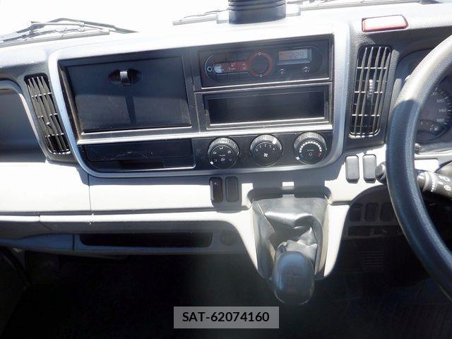 Mitsubishi CANTER 2018-09 8411530-14