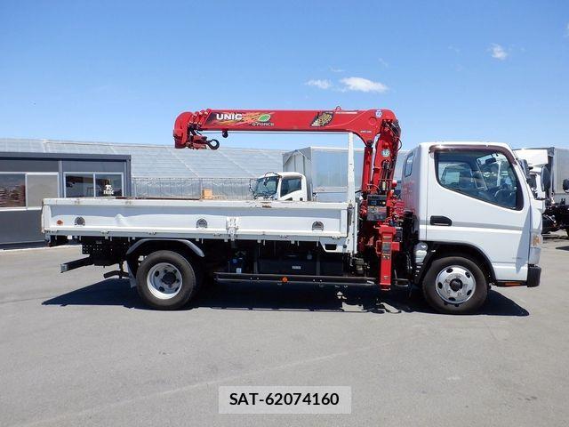 Mitsubishi CANTER 2018-09 8411530-7