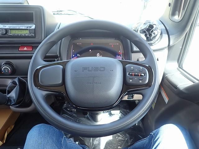 Mitsubishi CANTER 2026-04 8431803-20