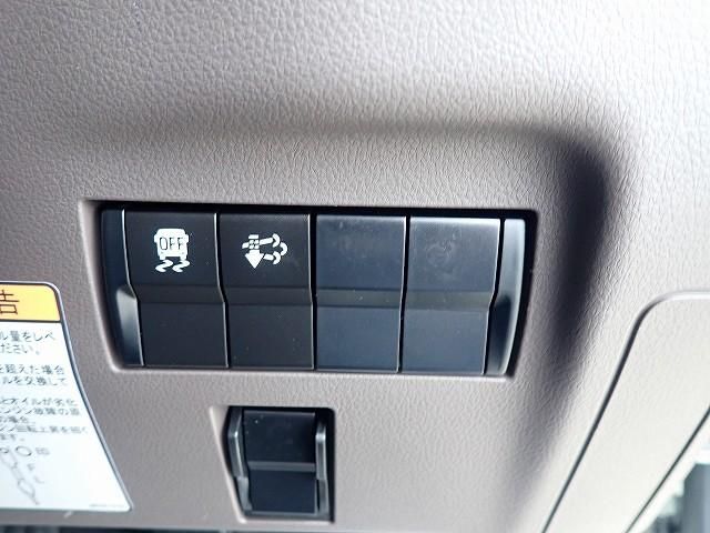 Mitsubishi CANTER 2026-04 8431802-15