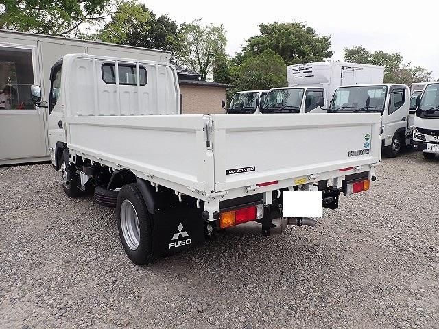 Mitsubishi CANTER 2026-04 8431802-1