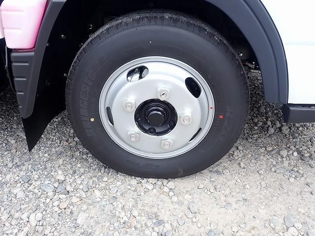 Mitsubishi CANTER 2026-04 8431802-29