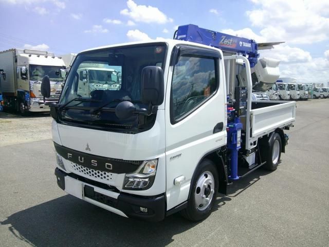 Mitsubishi CANTER 2026-04 8431799-0