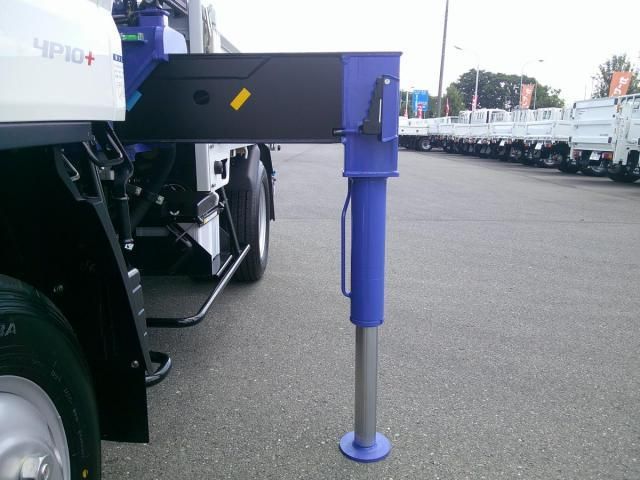 Mitsubishi CANTER 2026-04 8431799-15