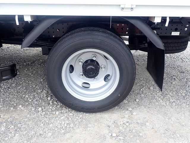 Mitsubishi CANTER 2026-04 8431797-25